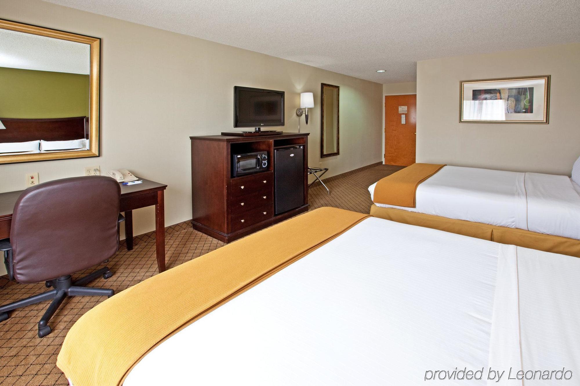 Holiday Inn Express & Suites Harrison By Ihg Habitación foto