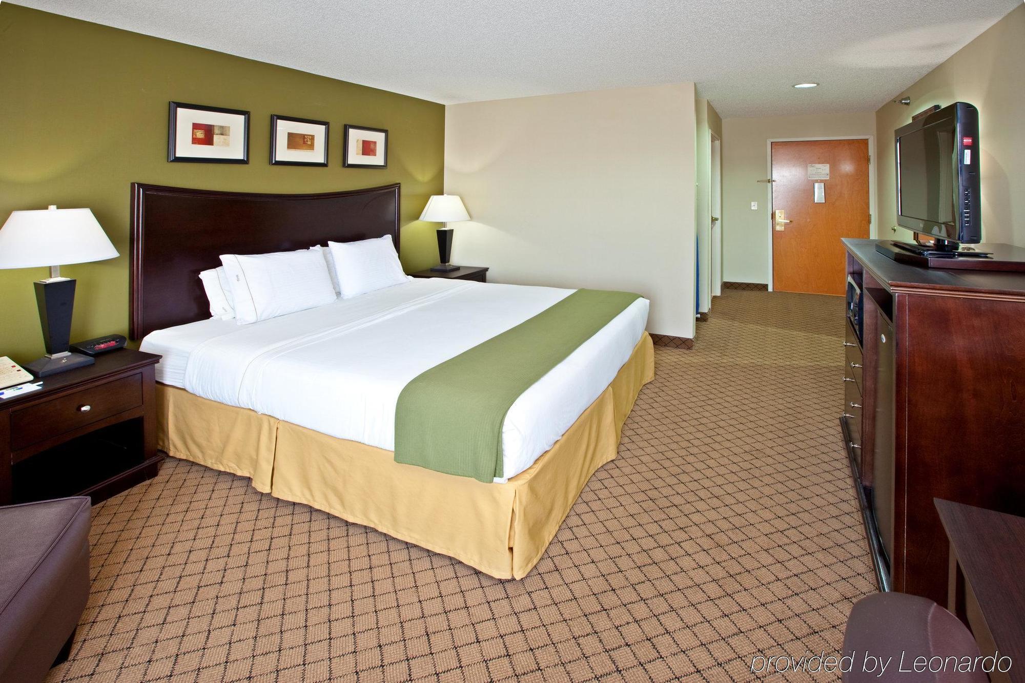 Holiday Inn Express & Suites Harrison By Ihg Habitación foto