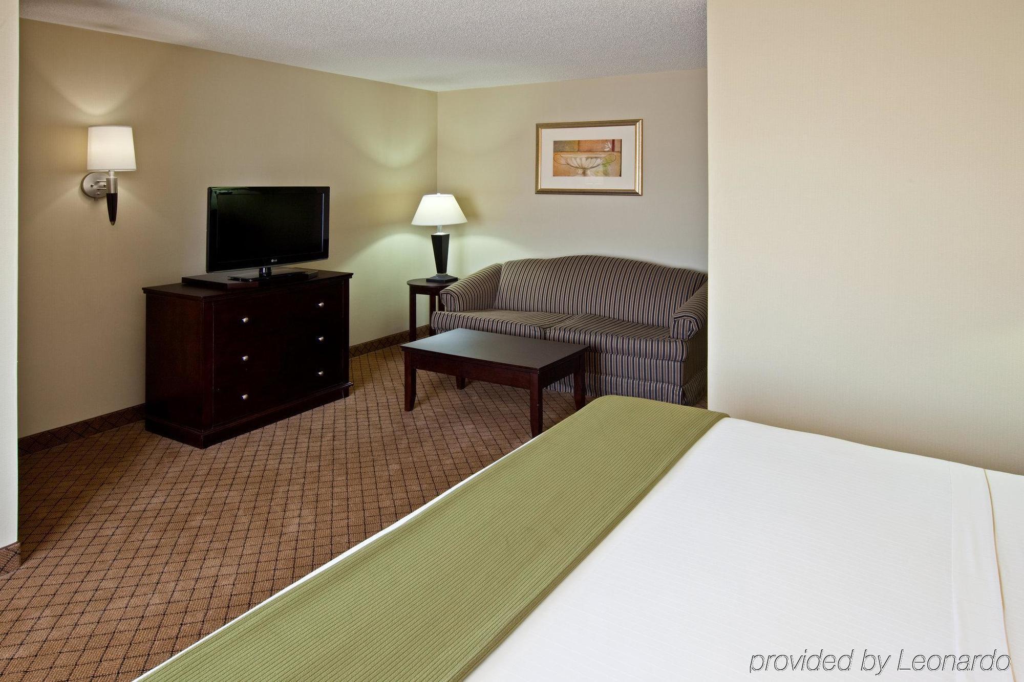 Holiday Inn Express & Suites Harrison By Ihg Habitación foto